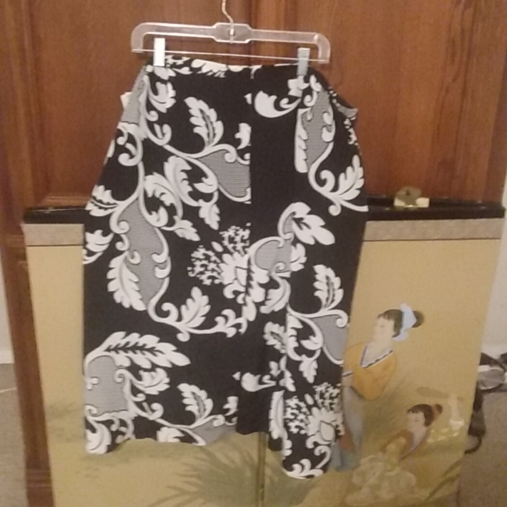 Nvcard silk skirt